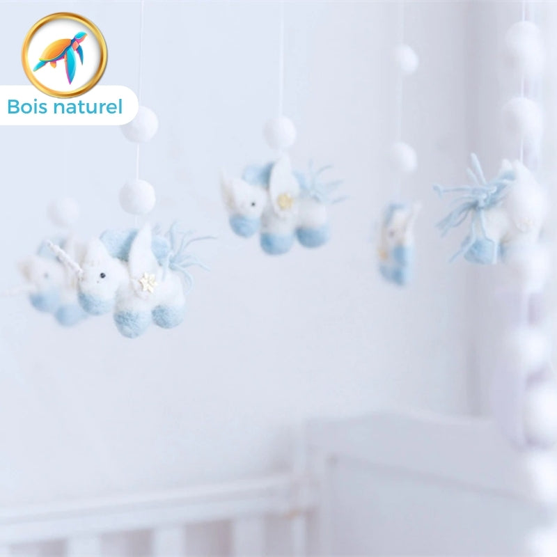 Mobile Bébé en Bois Sueno™ Licorne Bleue | PISCINE TORTUGA